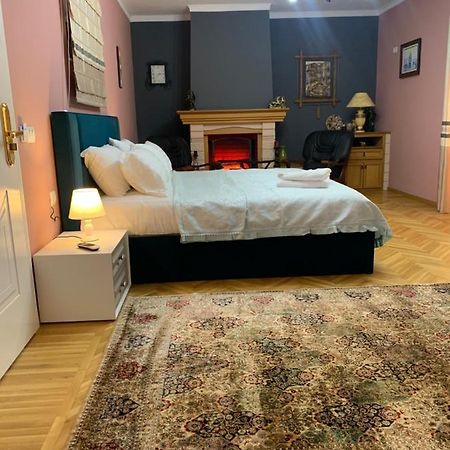 Belux Hotel 地拉那 外观 照片